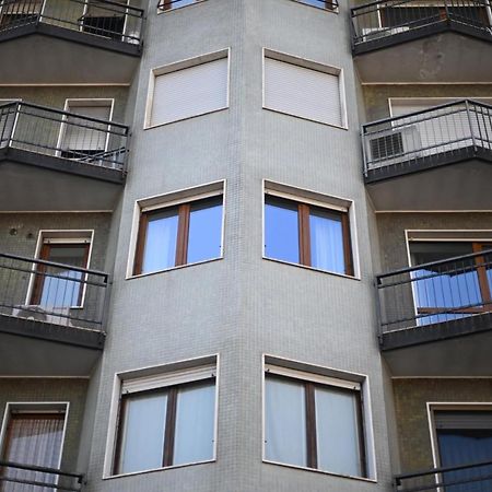 Апартаменты Your Window On The City - Via Gioia Милан Экстерьер фото